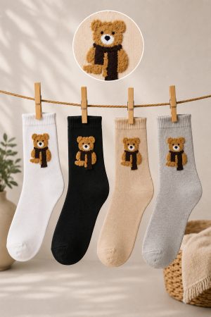 4 Çift Çok Renkli Tüylü Teddy Bear Desenli Tenis Kolej Çorap Serisi